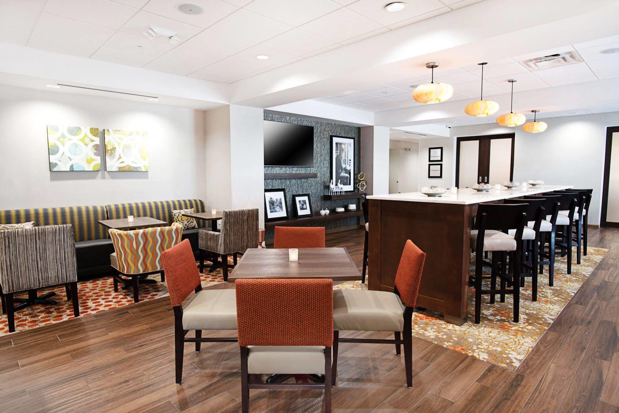 Hampton Inn Denver Tech Center South Сентенниал Экстерьер фото